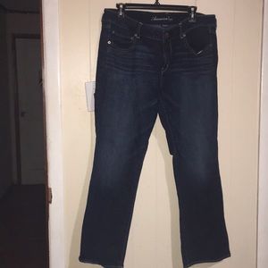 Women’s American eagle jeans